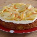 Kürbis-Apfel-Kuchen mit Frischkäsetopping