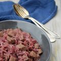 Rotkohl-Schmortopf mit Rindfleisch