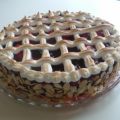 KUCHEN: BEEREN IM GOLDENEN KÄFIG