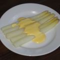 Spargel mit Sauce Hollandaise