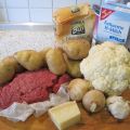 Blumenkohl/Kartoffelauflauf mit Hackbällchen