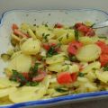 Salat: Kartoffelsalat mit Senfdressing