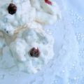 Wie zarte Schneeflöckchen:[...]