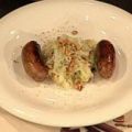 Schinken-Dattel-Bratwurst mit Kohlrabisalat[...]