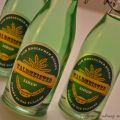 Kulinarische Geschenke: Waldmeistersirup