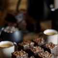 Espresso-Brownies mit dunkler Schokolade und[...]