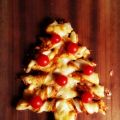 Pizza-Weihnachtsbaum mit Blätterteig