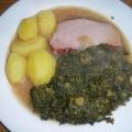 Kasseler mit Grünkohl und Kartoffeln