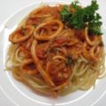 Spaghettini mit frischen Tintenfischen
