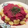 Gnocchi an rote Beete Sauce