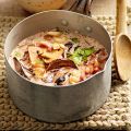 Pilzeintopf mit Nüssen und Koriander