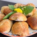 Wildkräuter-Brötchen
