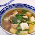 Tofu-Suppe