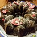 Schokoladiger Valentinskranz (Schoko-Rührkuchen)