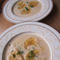 Parmesansuppe mit Trüffelöl - Vorspeise für[...]