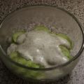 Salate: Gurkensalat mit Joghurt-Dill-Dressing