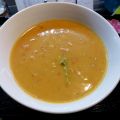 Afrikanisches Dinner: Süßkartoffelsuppe mit[...]