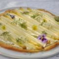 Filo Tart with White Asparagus, Goat Cheese &[...]