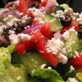 Griechischer Salat mit Dressing