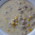 Kräuterschmelzkäse-Hackfleisch-Maissuppe