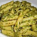 Penne mit fettarmem Knoblauch-Pesto