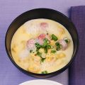 Käsesuppe mit Tortellini