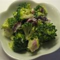 Brokkolisalat mit Speck