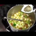 Klassenbeste Rezepte 2: Gemüsebrühe mit Safran