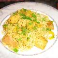 Asiatische Nudelpfanne mit Puten-Gemüse-Curry