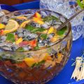 Sommerparty: Bowle mit Heidelbeeren,[...]