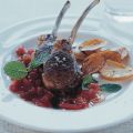 Lammkoteletts mit geschmorten Tomaten