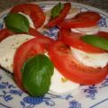 Mozzarella mit Tomaten