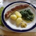 Frische Rost-Bratwurst mit Rahm-Spinat und[...]