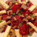 Tomaten-Mais-Salat mit Schwarzwurzeln und Brie