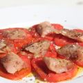 Mittelmeerküche: Bonito mit Tomate und einer[...]