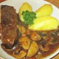 Rinder-Schmorbraten in Champignonsoße