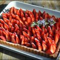 Strawberry-Rosemary Tart - Erdbeer-Rosmarin[...]