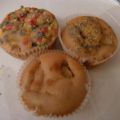 Apfel-Muffins mit Zimtpulver