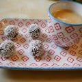 Sesam-Kugeln zum Kaffee