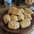 Wurstbrät im Schlafrock (Sausage Rolls)