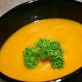 Karottensuppe mit Curry