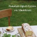 Rhabarber-Joghurt Kuchen mit Mandelkruste