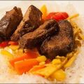 Knusprige Ingwerente mit Gemüse aus dem Wok und[...]
