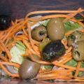 Karottensalat mit gemischten Oliven und[...]