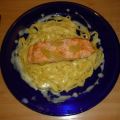 Tagliatelle mit Lachs auf Zitronensoße