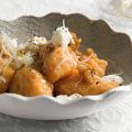 Kürbisgnocchi mit Ricotta und Nüssen