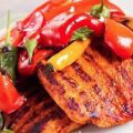 Grillsteak von der Pute mit gegrillter Paprika[...]