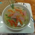 Gebundene Gemüsesuppe mit Wurst