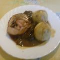 Putenrollbraten mit Backpflaumen