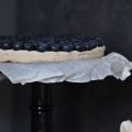 Cremiger Heidelbeerkuchen mit Feigenkruste